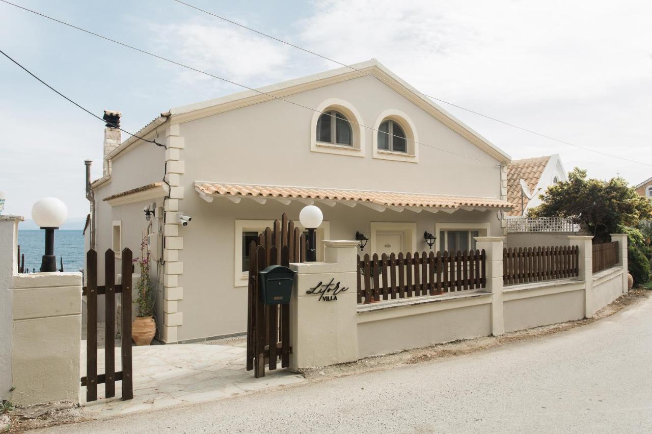 Beach Front Villa Litore Mesongí Extérieur photo